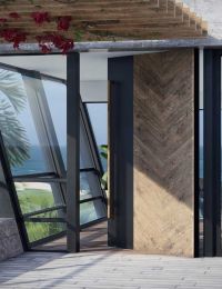 Portes Team Axis en panneaux de vinyle et tôle d'aluminium peinte